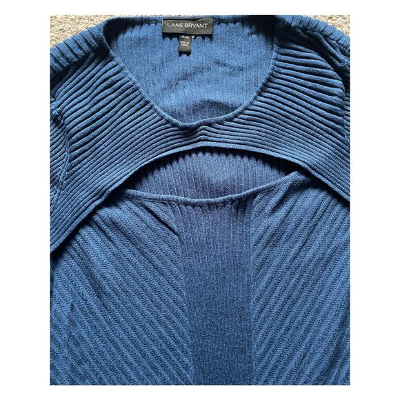 Lane Bryant Womens/Teen Ribbed Sweater Blue Chest Cut out Size 14/16 Feminine - Picture 8 of 9